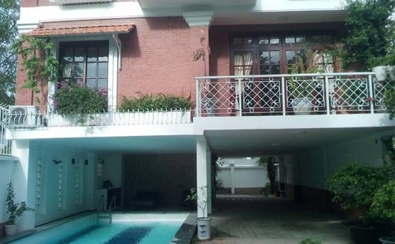villa for rent in district 2 hcmc D2200013 (3)